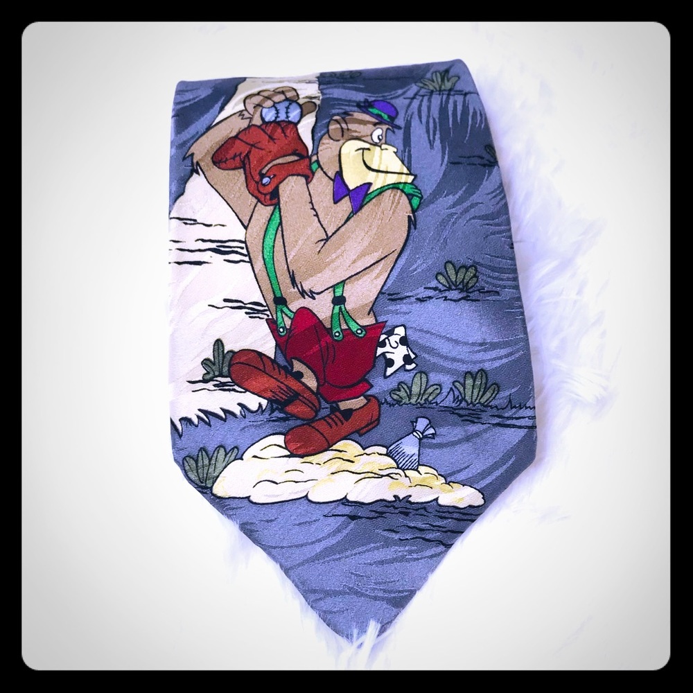 Hanna Barbara vintage full color graphic tie